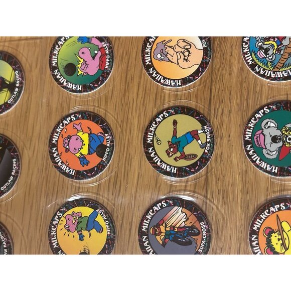 Worlds Of Fun Hawaiian Milkcaps Thrilla Gorilla Pogs Lot of 1993 - Picture 7 of 10